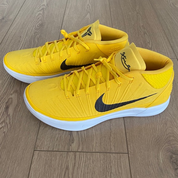 kobe 15 yellow